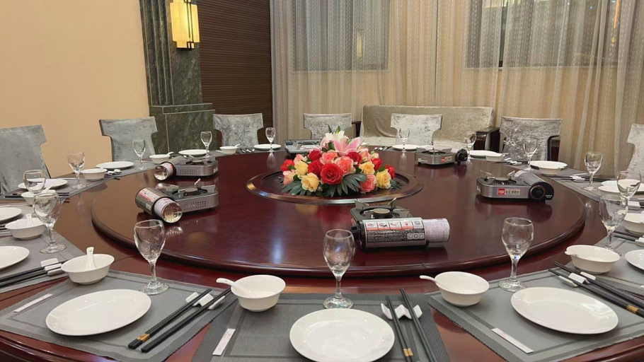 Food & Drinks, Yesanguan International Hotel, Enshi Tujia and Miao