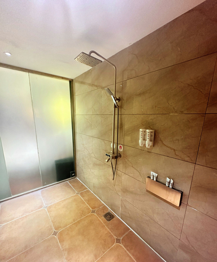 Bathroom, Shengyuan Hotel, Lhasa