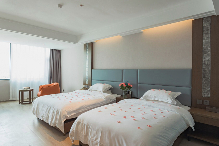 Bedroom, Starway Hotel (Dali Erhai Carlsberg Avenue), Dali Bai