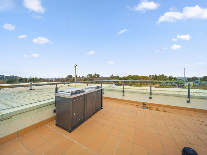 Others 2, Loft-style CBD 1-bed With Rooftop Terrace & BBQ, Canberra