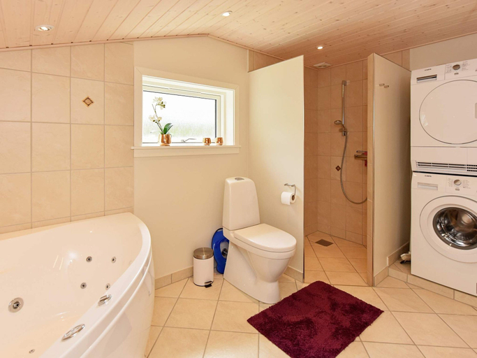 Bathroom, Gorgeous Holiday Home in Nørre Nebel with Hot Tub, Varde