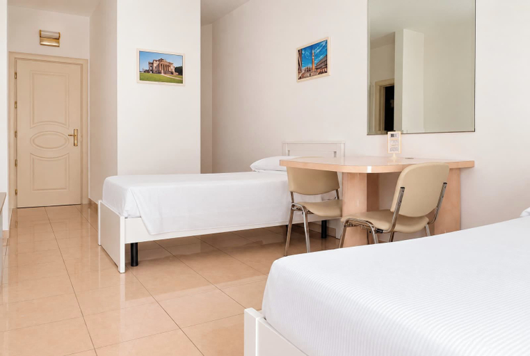 Bedroom 3, Hotel Verdi, Vicenza