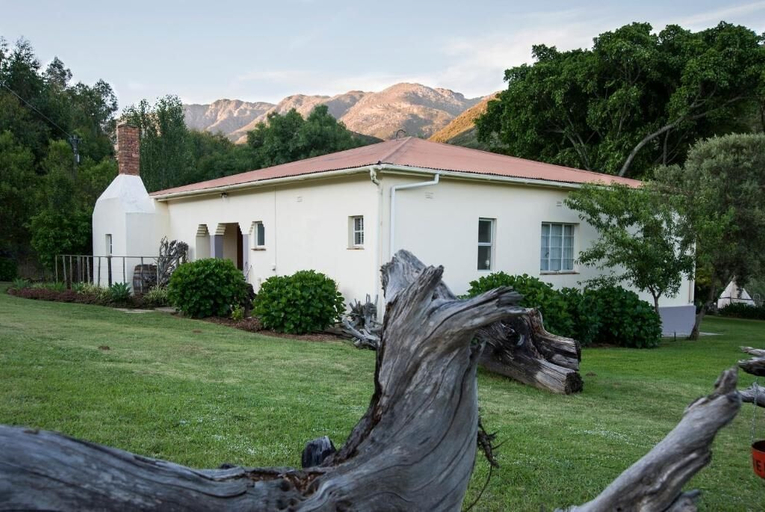 Exterior & Views 2, Assegai Rest, Cape Winelands