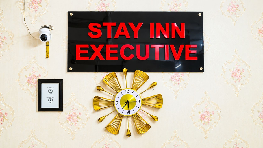 Others 5, Stay Inn Executive, Pune