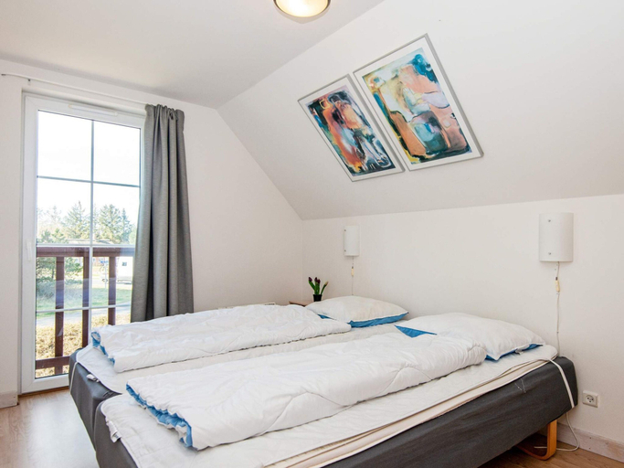 Others 4, 8 Person Holiday Home in Romo, Tønder