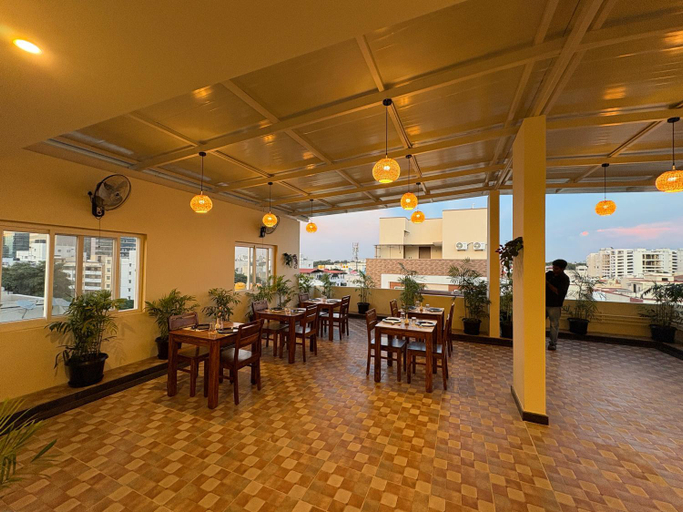 Food & Drinks 5, Sunshine Suites-Premium, Bangalore