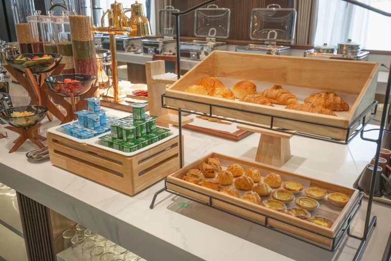 Food & Drinks 5, Madison Hotel Jining Taibai Lake Wuyue Plaza, Jining