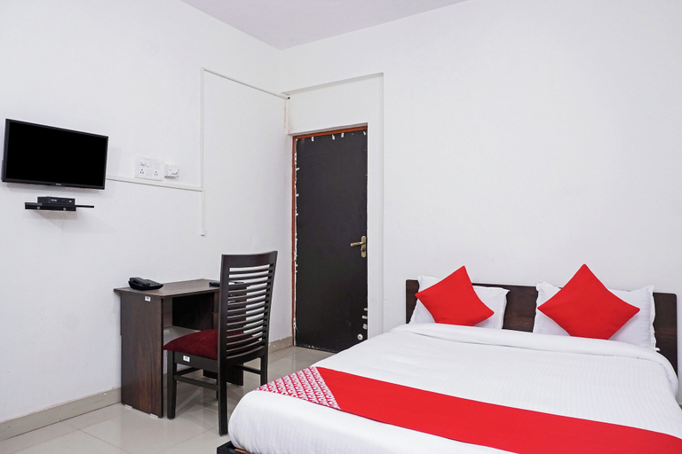 Others 4, Hotel O Lotus Prime inn, Pune