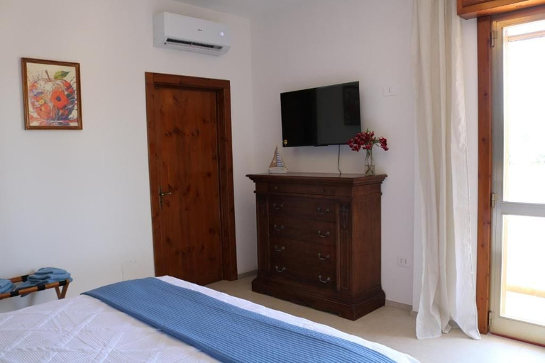 Others 3, Casa Allegria, Lecce