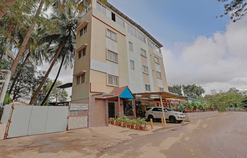 Others 2, Collection O Goyal Residency, Bangalore