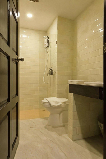 Bathroom 5, B And Y Residence, Muang Chiang Mai