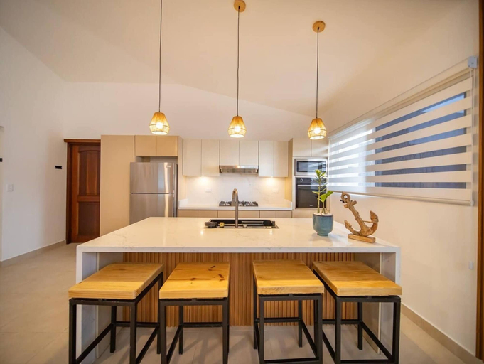 Others 3, Sosua Perfect Group Stay - 7 Suites & Hot Jacuzzi!, Sosua