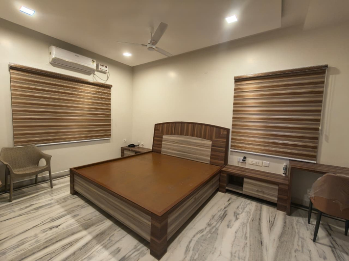 Others 2, White Pearl- Premium Boutique Stay, Kancheepuram