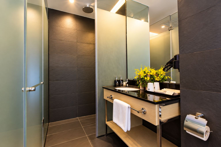 Bathroom 5, Bay Hotel Ho Chi Minh, Ho Chi Minh City
