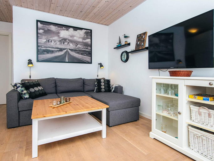 Others 5, 4 Person Holiday Home in Romo, Tønder