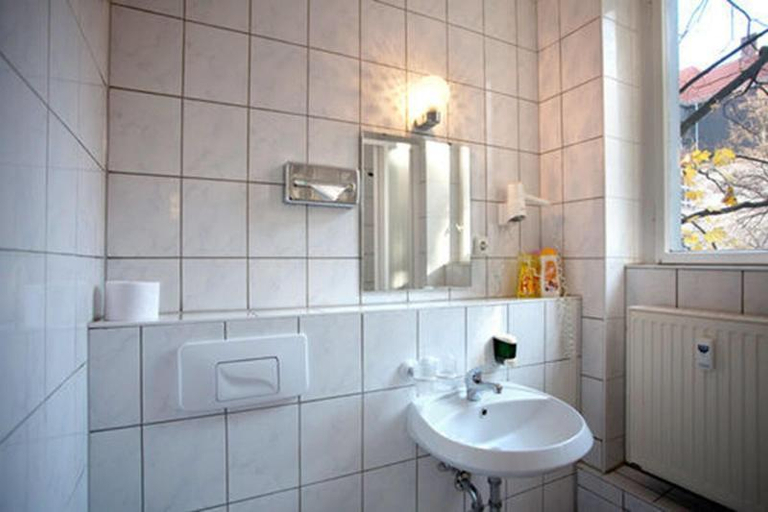 Bathroom 4, Hotel Aster, Berlin