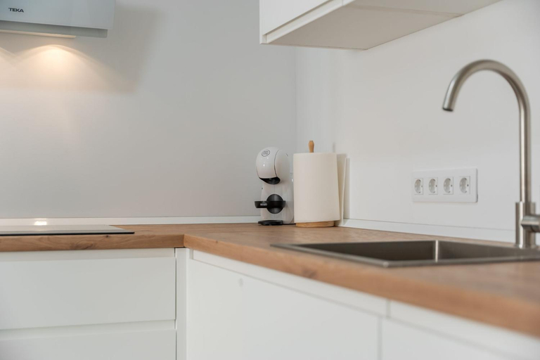 Others 3, Cozy Apartment Rental in Guargacho, Spain - Ideal Family Stay, Santa Cruz de Tenerife