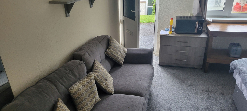 Others 1, Property 30 - Shared Garden - Free Parking, Cornwall