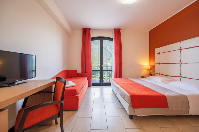 Bedroom 2, Hotel Al Ritrovo, Trapani