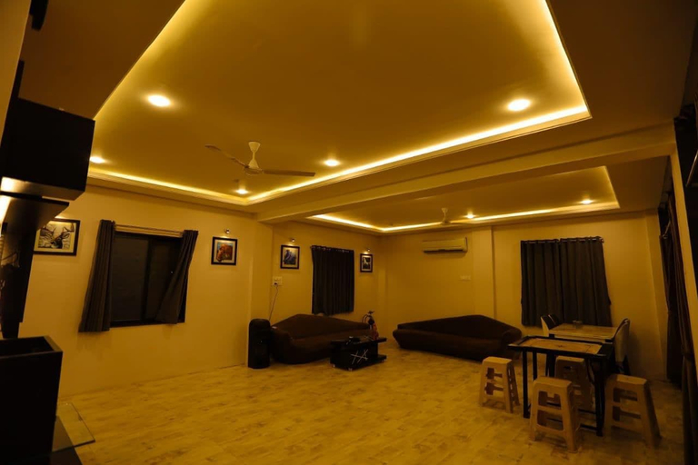 Others 3, Maharashtra Farmhouse, Sangli