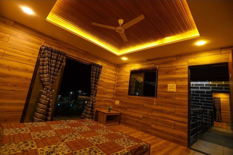 Others 5, Maharashtra Farmhouse, Sangli