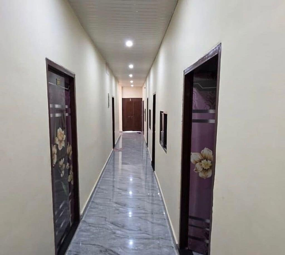 Others 3, Hotel O The Family Palace, Faizabad