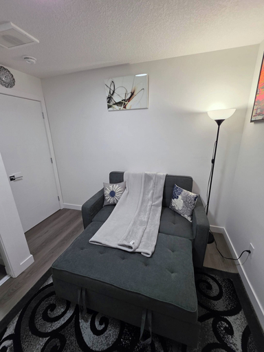Others 4, Cozy 2-bedroom House in Allard, Southwest Edmonton, Division No. 11