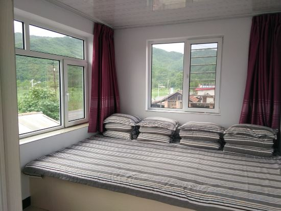 Bedroom 5, Xiangjiawei Rural Guesthouse, Dandong