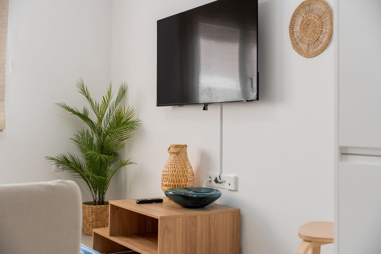Others 2, Cozy Apartment Rental in Guargacho, Spain - Ideal Family Stay, Santa Cruz de Tenerife