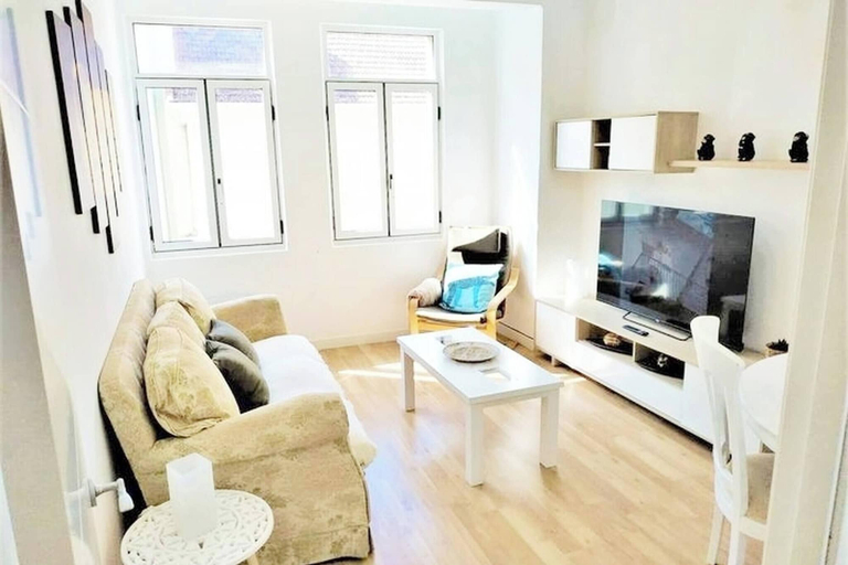 Others 5, Charming 3-bedroom Apartment in Ferrol, Spain, A Coruña
