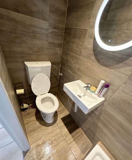 Bathroom, Vienna Daydream Studio near FAC Platz, Wien