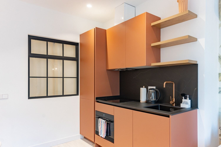 Others 4, M Cpe205 Elegante y Acogedor Apartamento con Enca, Madrid