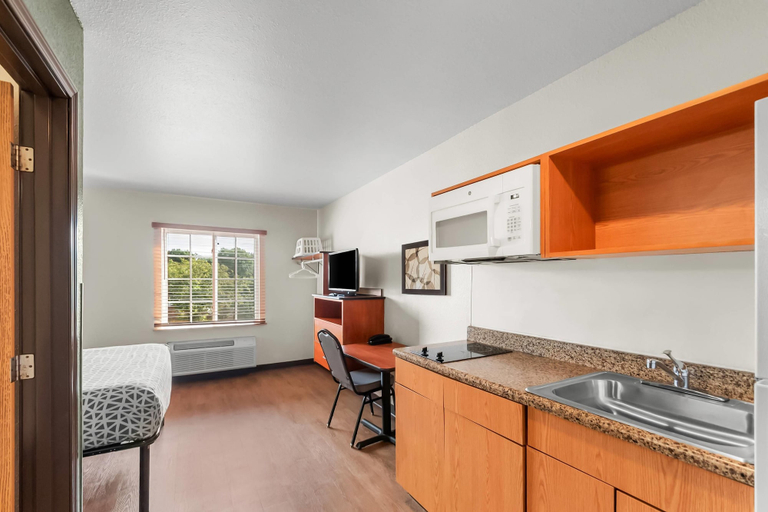 Others 1, WoodSpring Suites Washington DC Andrews AFB, Prince George's