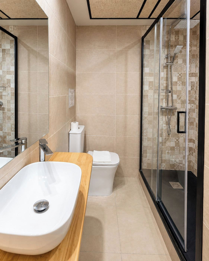 Bathroom 5, Hostal Luxury Green Madrid, Madrid
