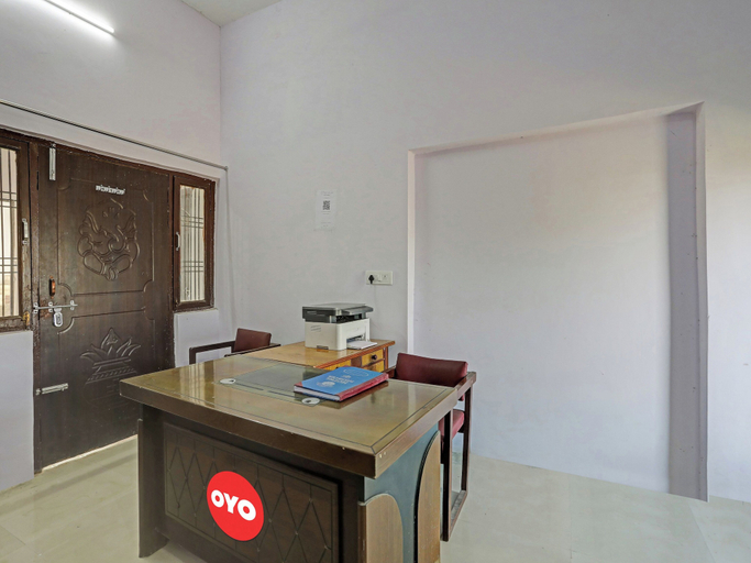 Others 2, Hotel O easy stay inn, Barabanki