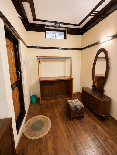 Others 3, Hotel R.J. House, Sirohi
