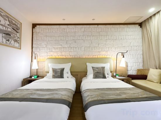 Bedroom 5, Lijiang Liya Linyuan, Lijiang
