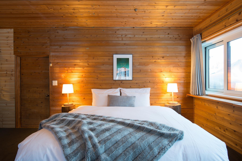 Bedroom 3, Moiwa Lodge, Rankoshi
