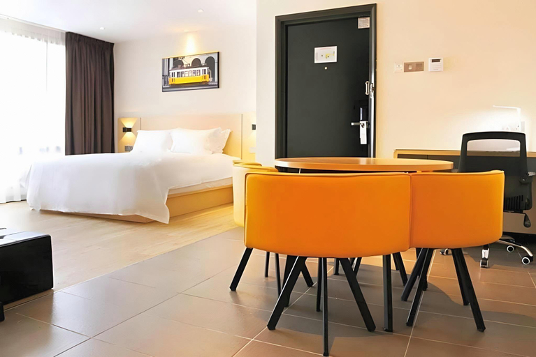 Bedroom 4, Rivertel, Hilir Perak
