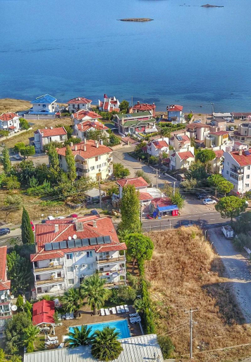 Others 2, Uzunhan Otel, Ayvalık