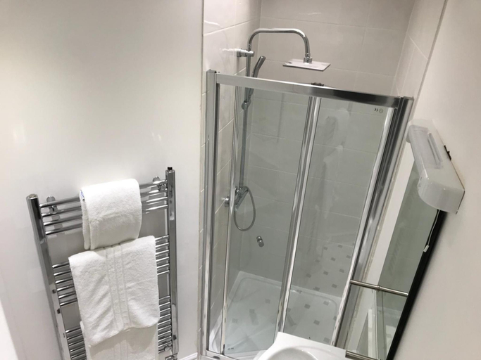 Bathroom 3, Botley Town House, Oxfordshire