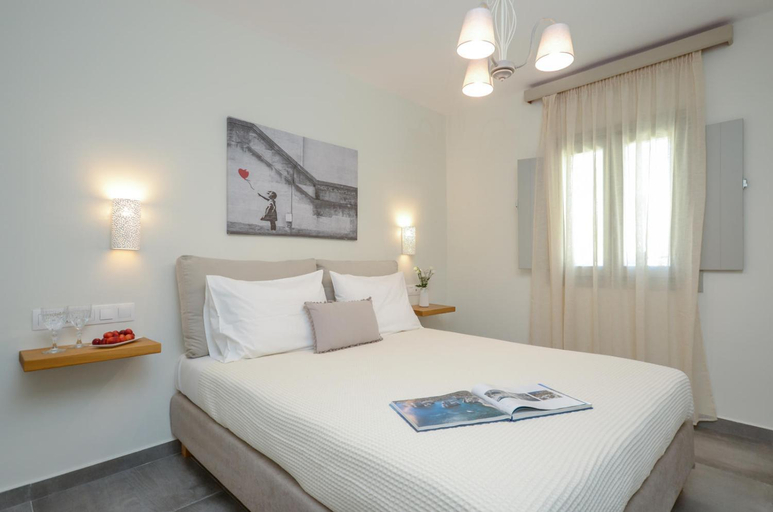 Bedroom 3, Naxos Beach Hotel, South Aegean