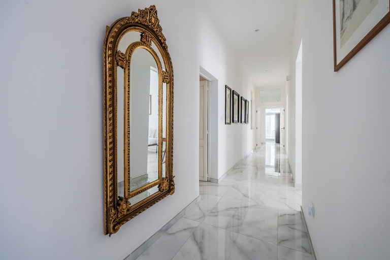 Others 5, Bright 3BR With Sea Views in Central Sliema