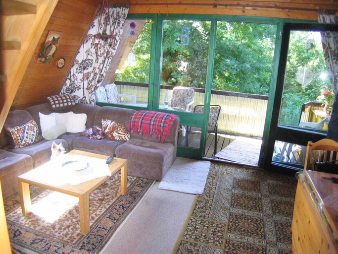 Others 3, Holiday Home in Kinding With Swimming Pool, Eichstätt
