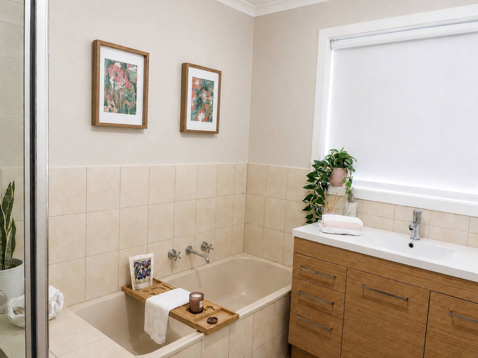 Others 5, Comfort & Central Location in Laverton, Melbourne