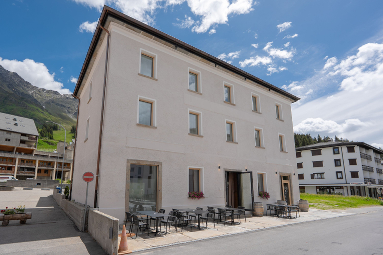 Others 2, Residenza Larix, Moësa