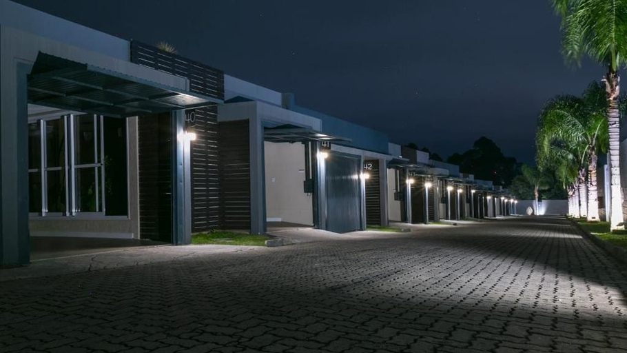 Exterior & Views, Bangalô Motel e Hotel by Drops, Santa Maria