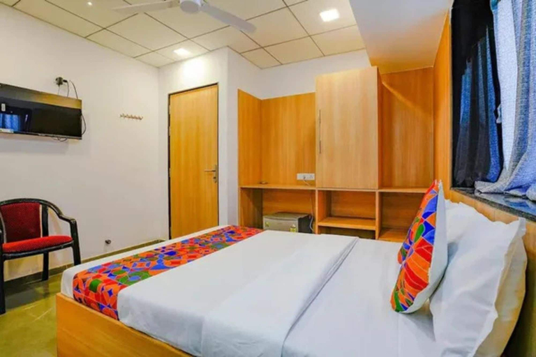 Bedroom 2, FabHotel Kalashray Homestay, Nashik