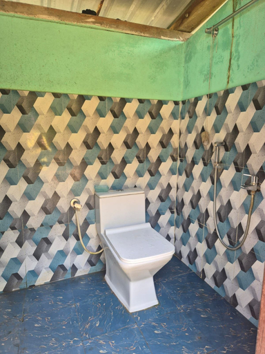 Bathroom 3, Warichora Homestay and Rooms Meghalaya, South Garo Hills