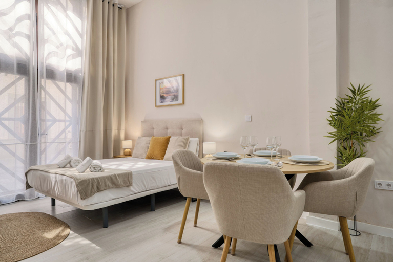 Others 4, Loyola Premium Sevilla Center, by Homing U, Sevilla